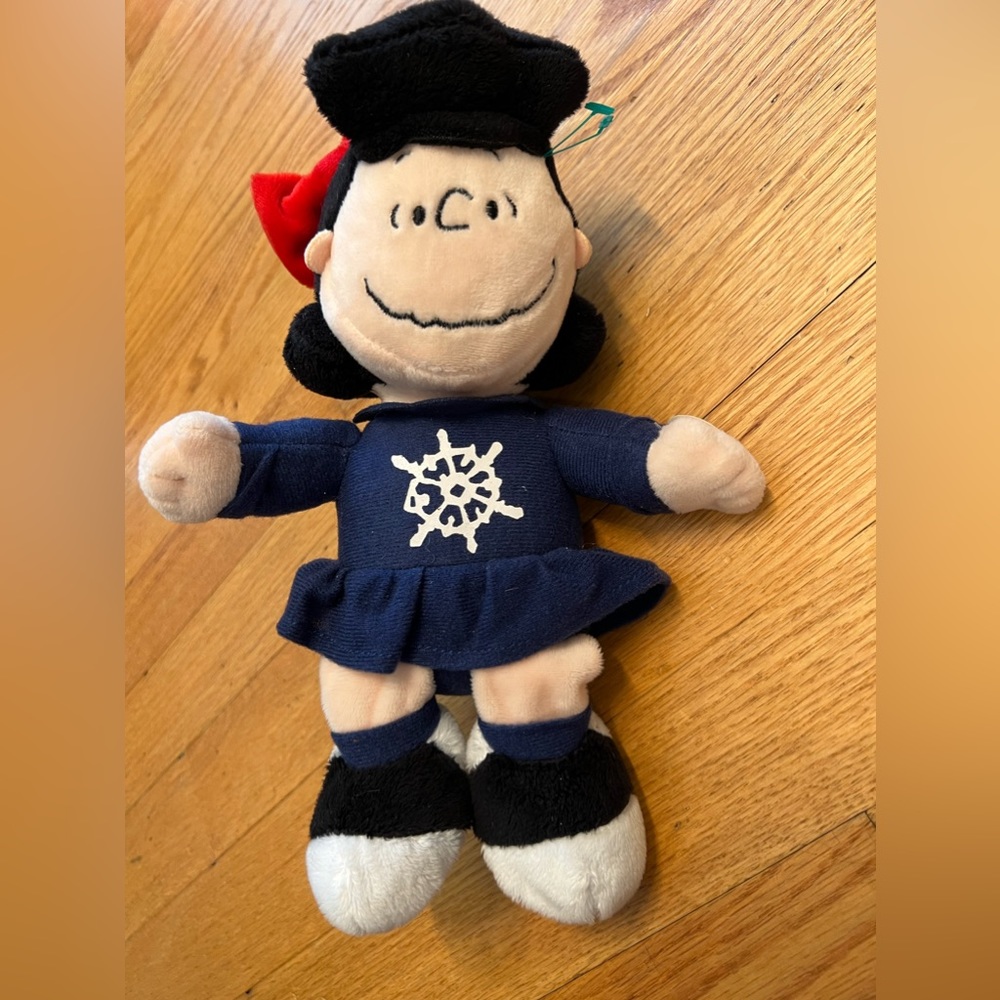 Plush peanuts lucy doll talks